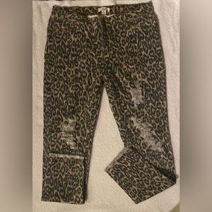 Cheetah print skinny jeans